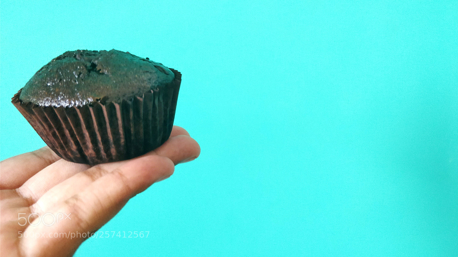 OnePlus 5 sample photo. Cupcake photography