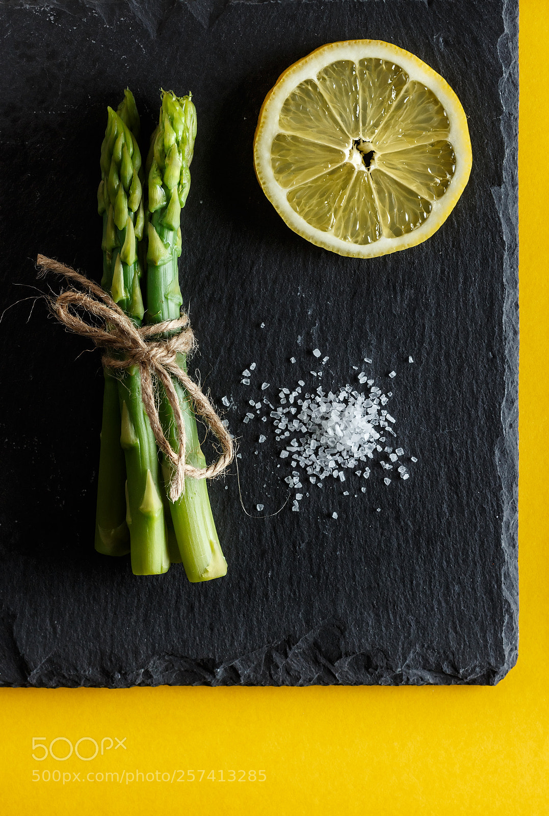 Canon EOS 700D (EOS Rebel T5i / EOS Kiss X7i) sample photo. Asparagus. green and fresh. photography