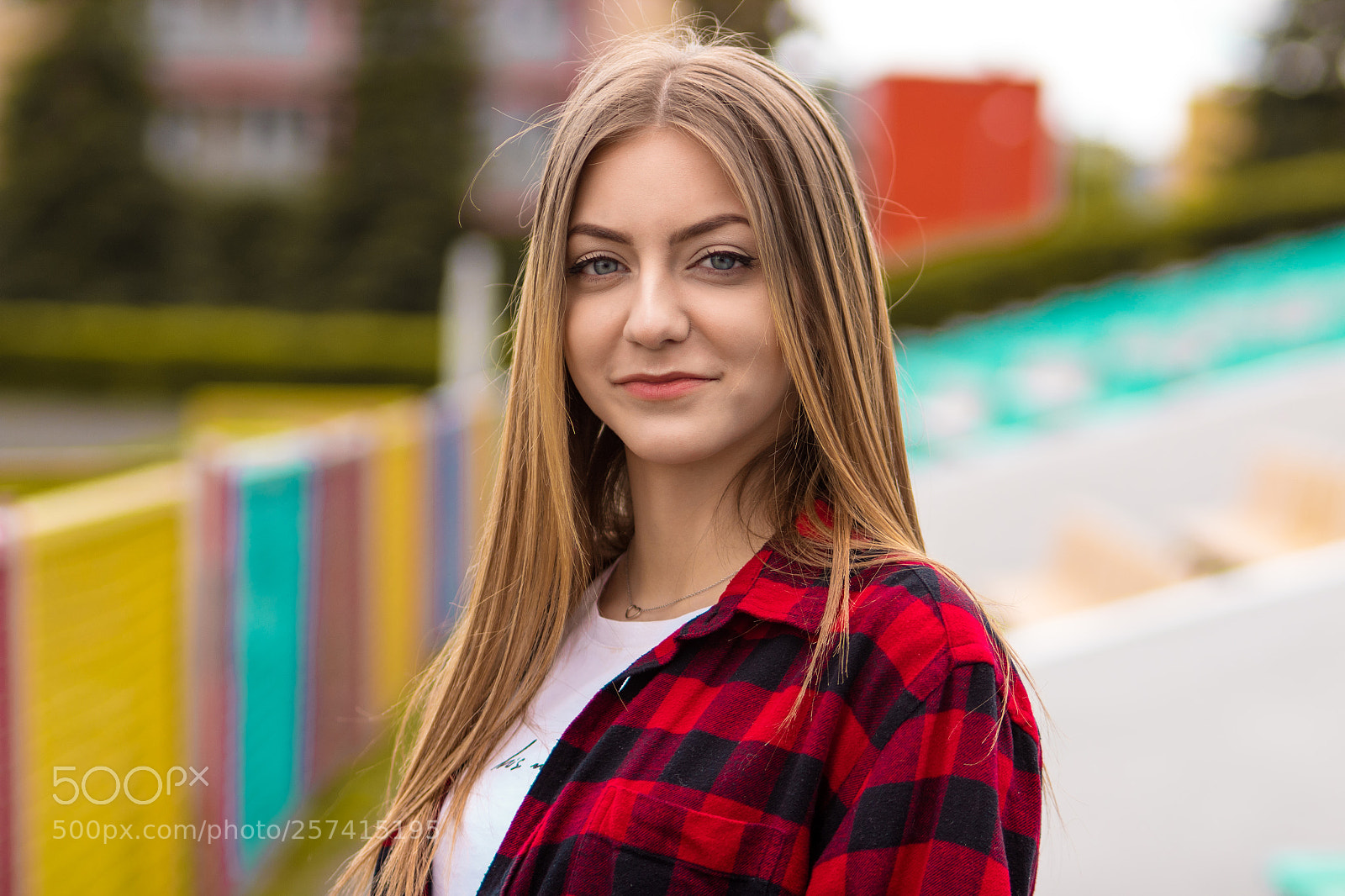 Canon EOS 1300D (EOS Rebel T6 / EOS Kiss X80) sample photo. Emilia photography