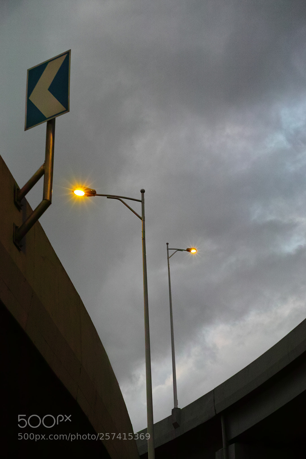 Sigma DP3 Merrill sample photo. The lamp photography