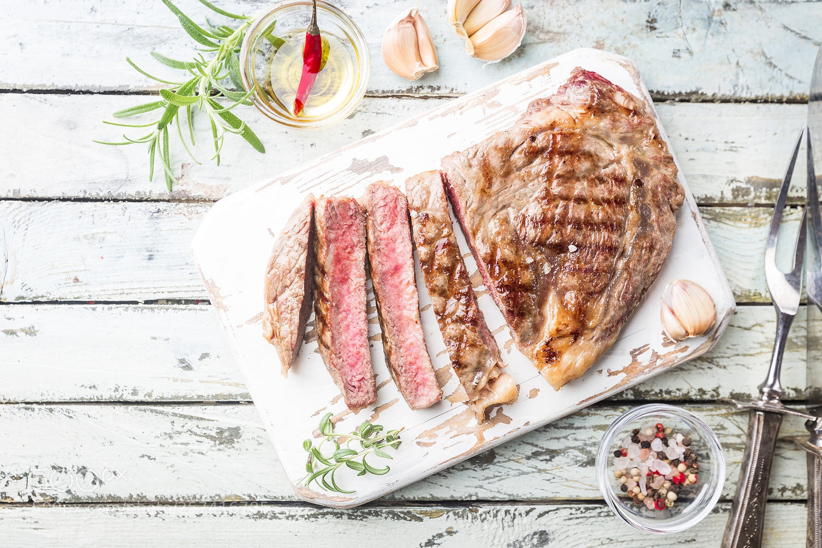 Canon EOS 6D sample photo. Medium rare grilled steak photography