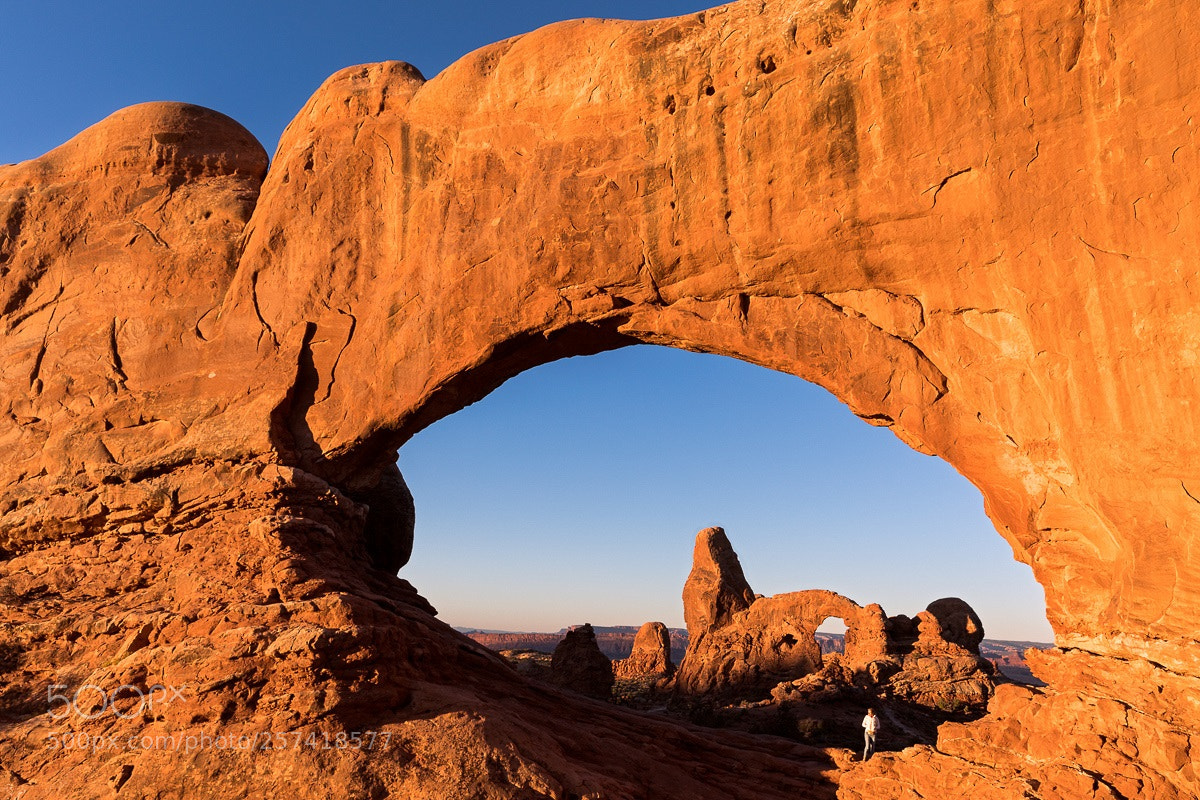 Canon EOS 5D Mark IV sample photo. North window arch photography