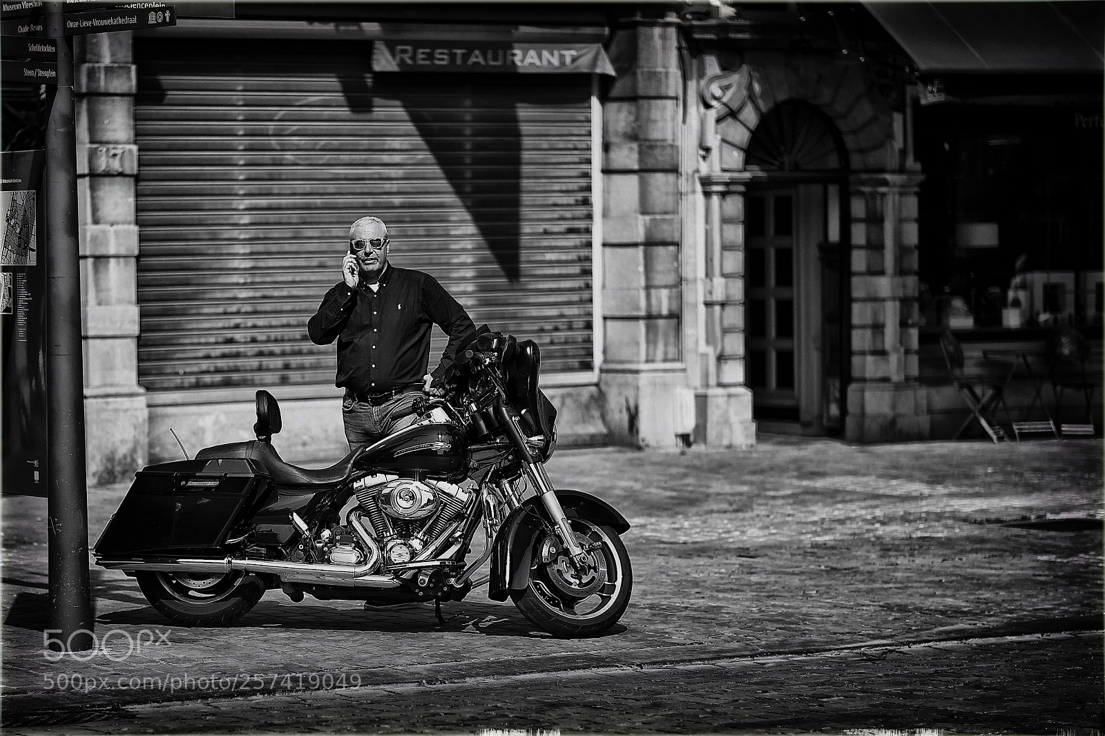 Canon EOS 5D Mark II sample photo. Street glide photography