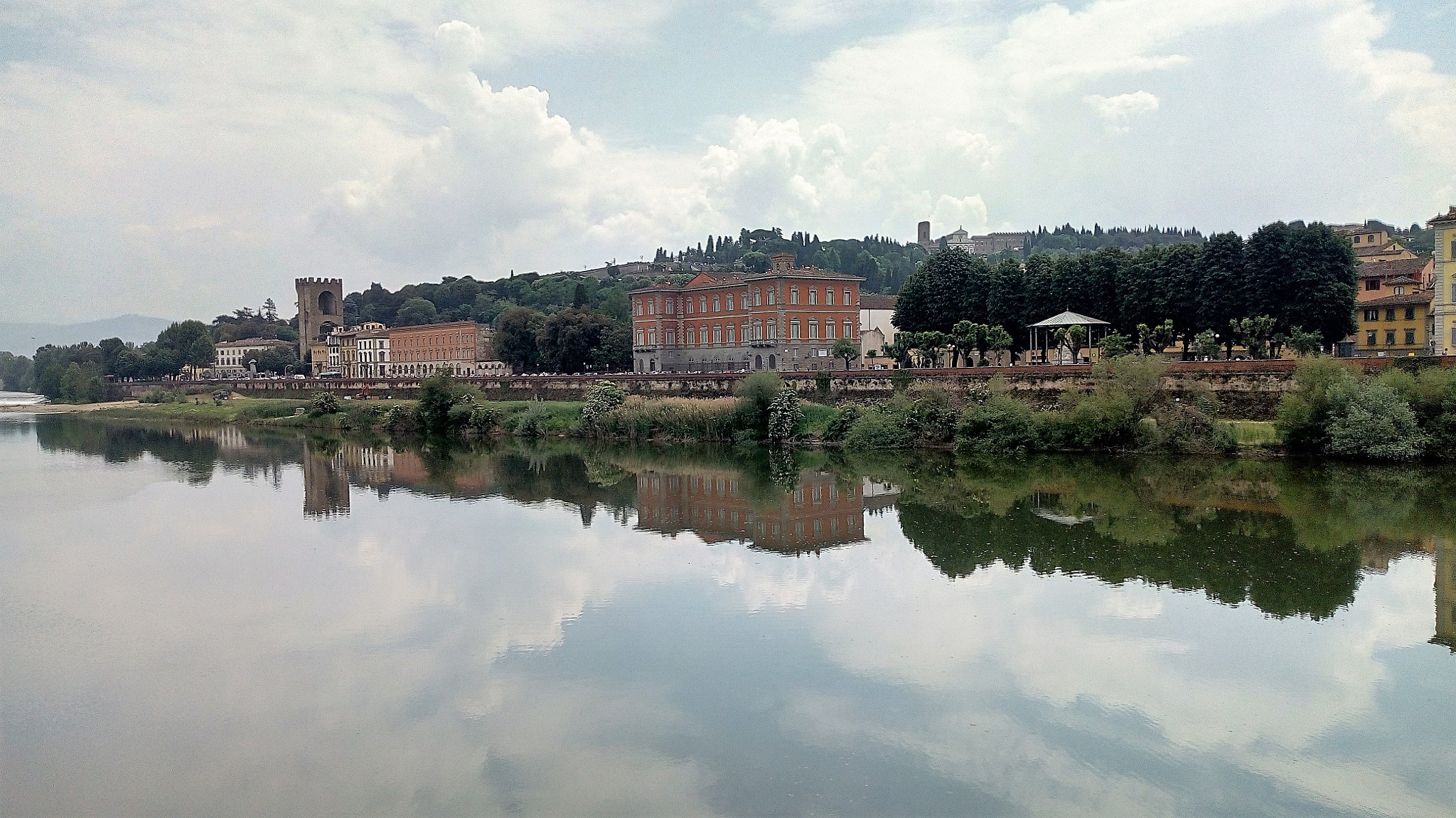 HUAWEI Y6 2017 sample photo. L'arno a firenze photography