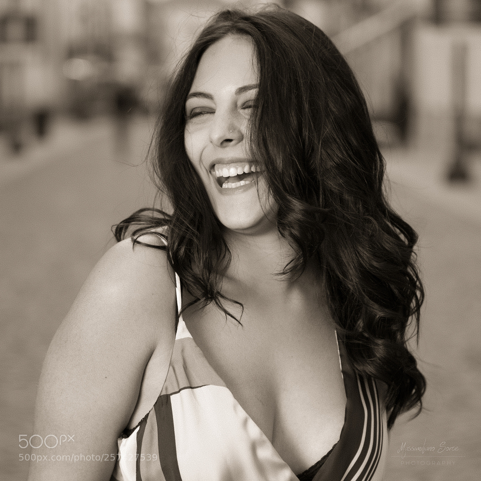 Nikon D750 sample photo. Gloria's vintage portrait photography