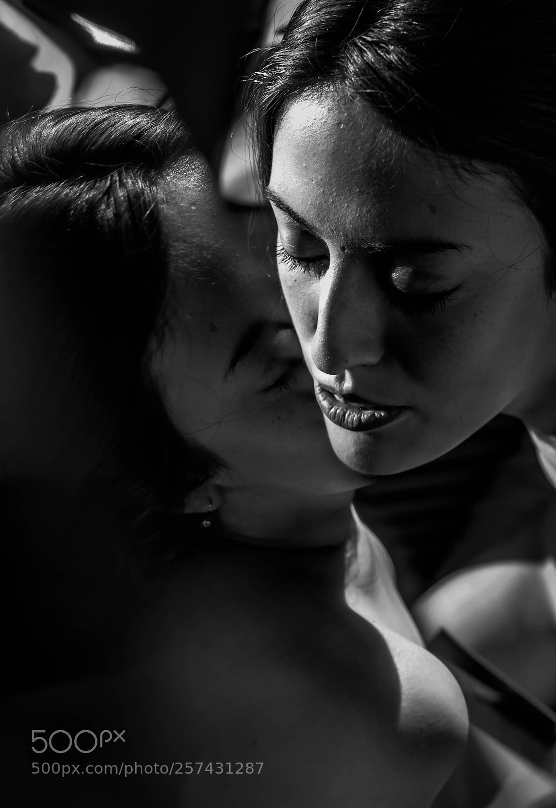 Canon EOS 60D sample photo. Tereza kissing herself in photography