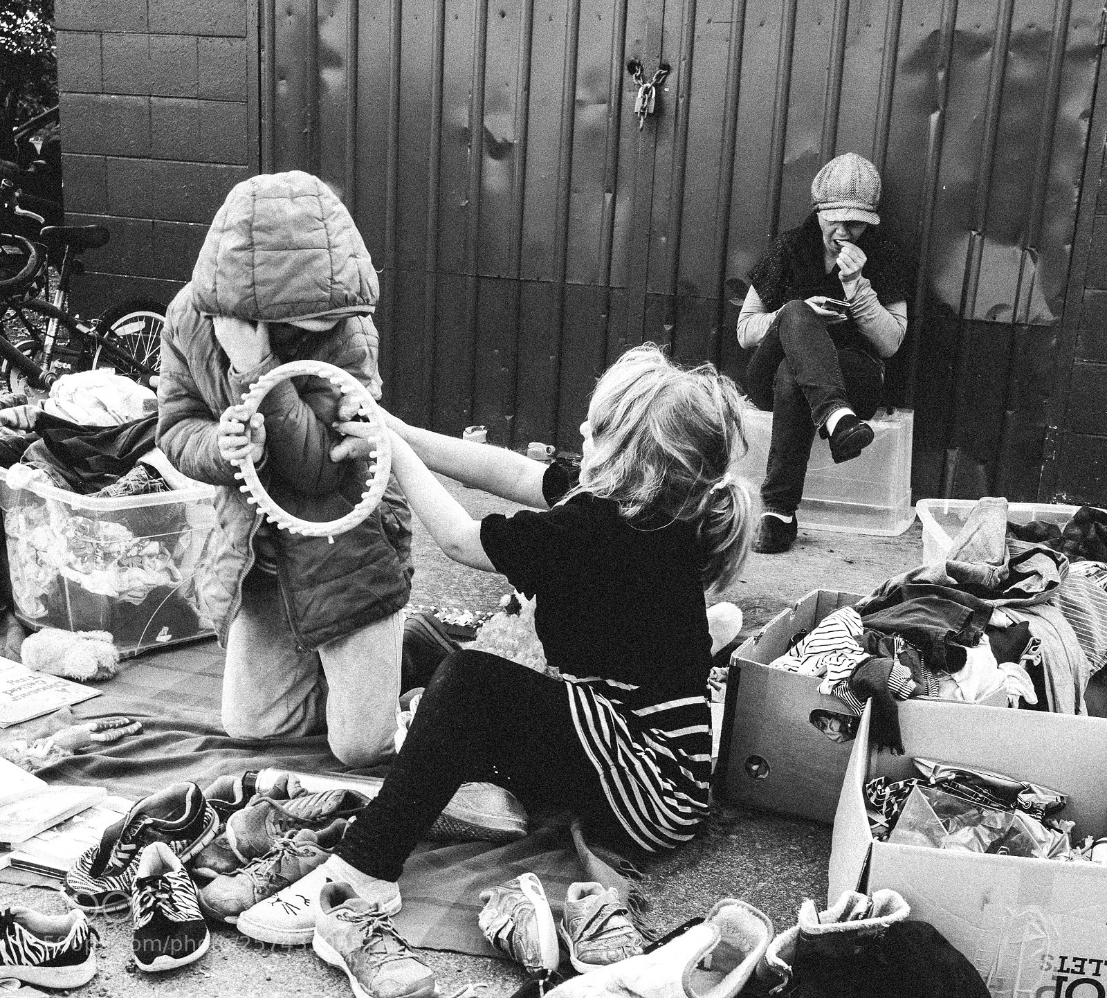 Olympus OM-D E-M5 II sample photo. Garage sale photography