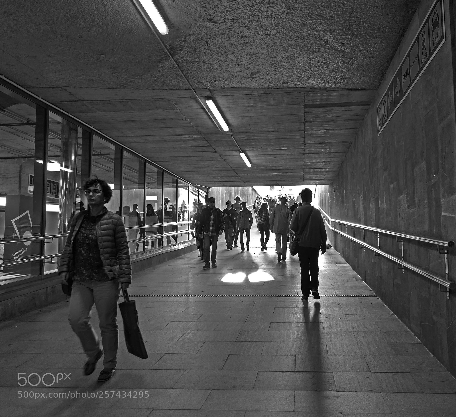 Panasonic Lumix DMC-LX10 (Lumix DMC-LX15) sample photo. Escenas de calle. photography