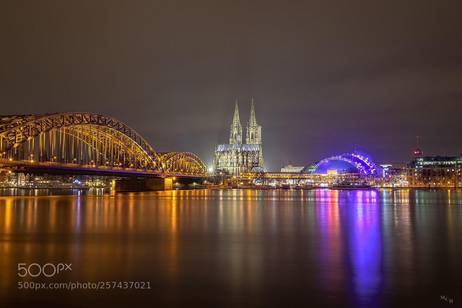 Canon EOS 5D Mark IV sample photo. Cologne cathedral over the photography