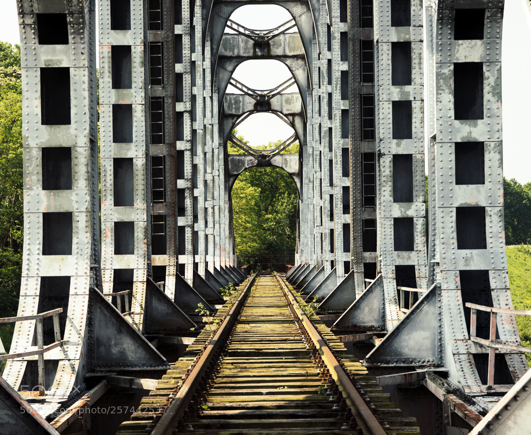 Canon EOS 77D (EOS 9000D / EOS 770D) sample photo. Lost trainrail photography