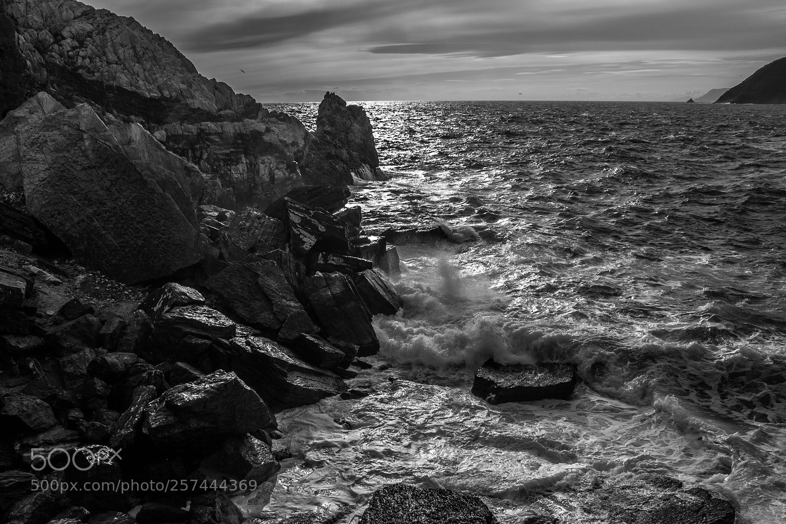 Canon EOS 1100D (EOS Rebel T3 / EOS Kiss X50) sample photo. Of rocks and sea photography