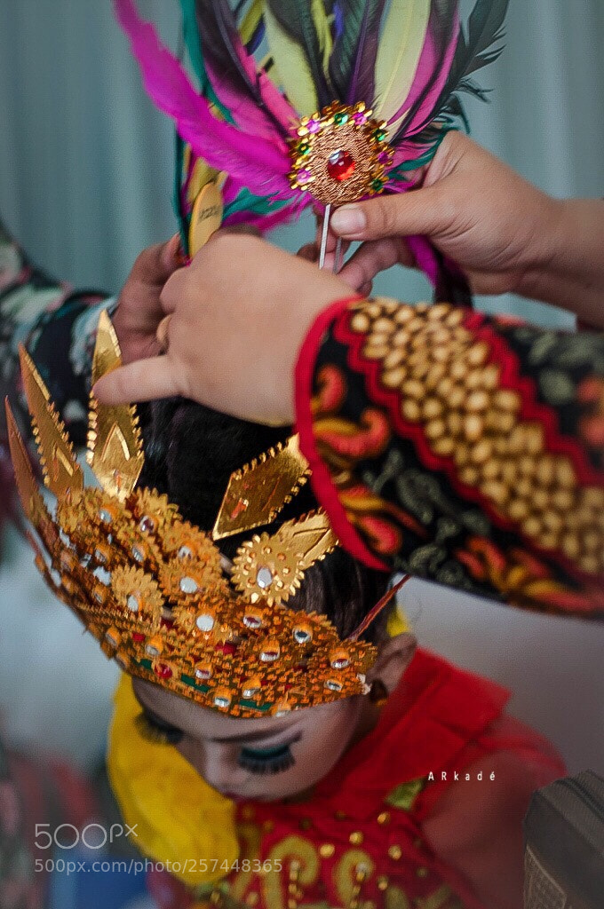 Nikon D300 sample photo. Little dancer in traditional photography