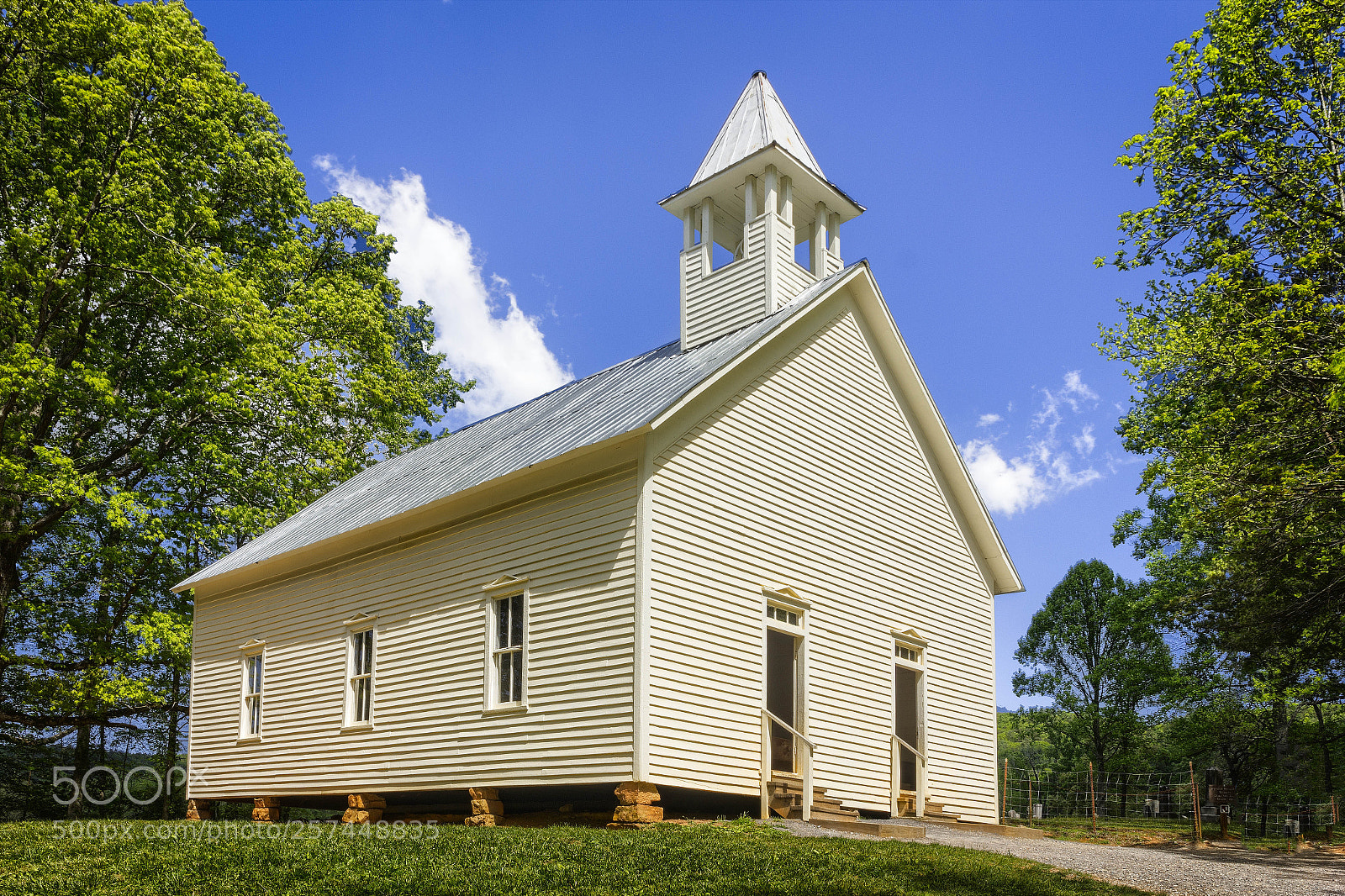 Canon EOS 600D (Rebel EOS T3i / EOS Kiss X5) sample photo. Cades cove methodist photography