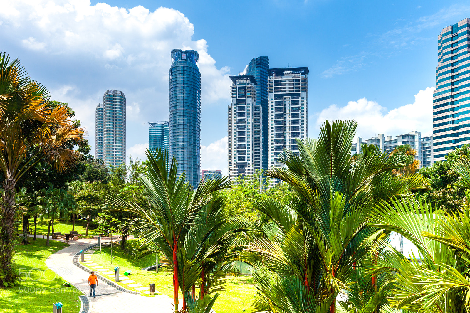Canon EOS 5D Mark II sample photo. Klcc park with kuala photography
