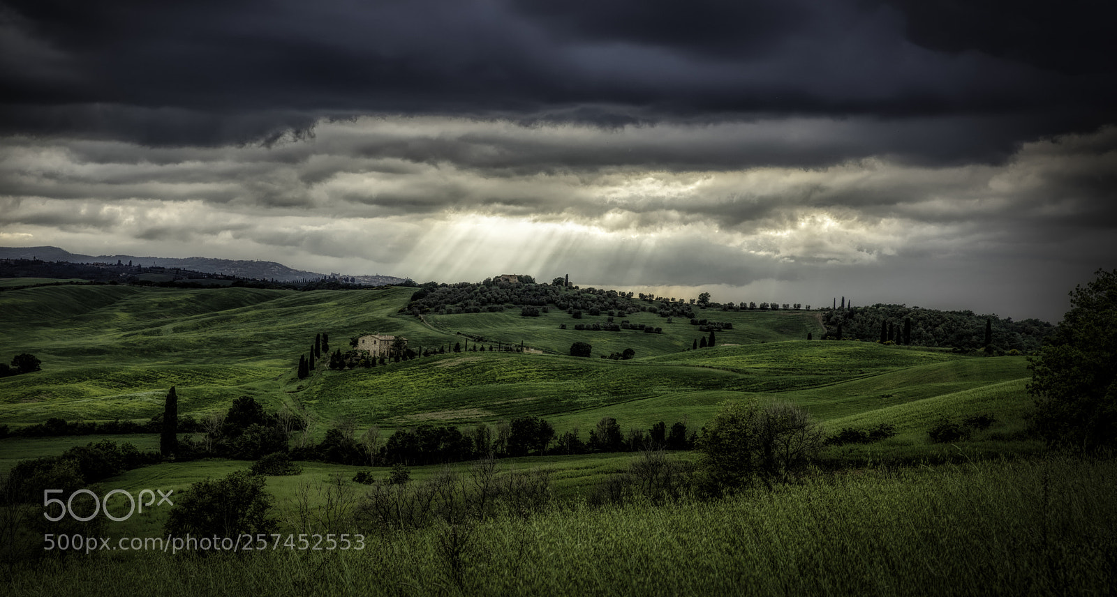 Canon EOS 5D Mark IV sample photo. Lovely tuscany scenery photography