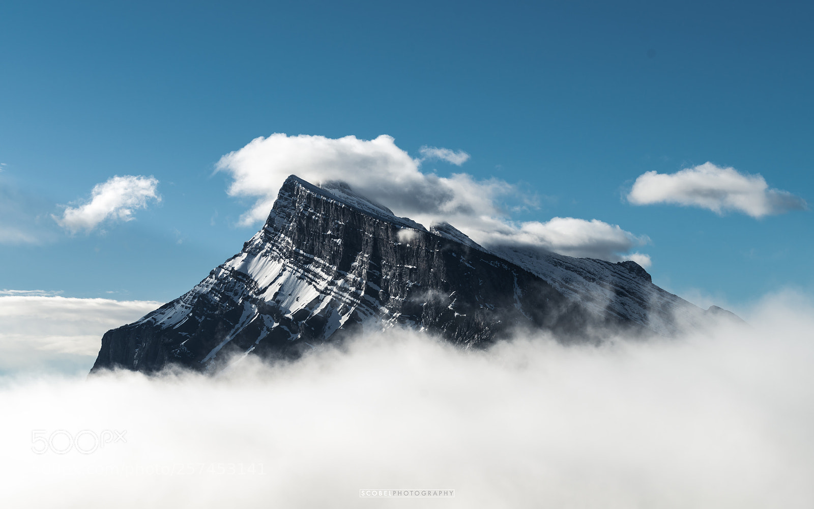 Sony a7R II sample photo. Mountain in the clouds photography