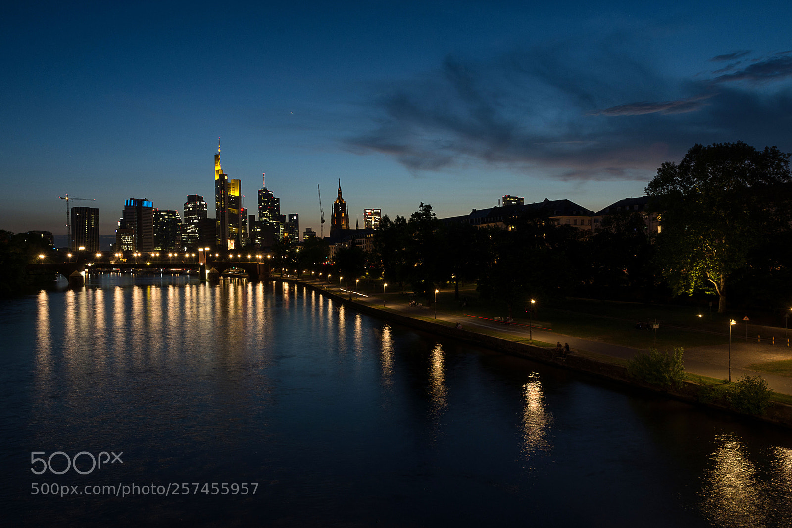 Nikon D7200 sample photo. Blaue stunde über frankfurt photography