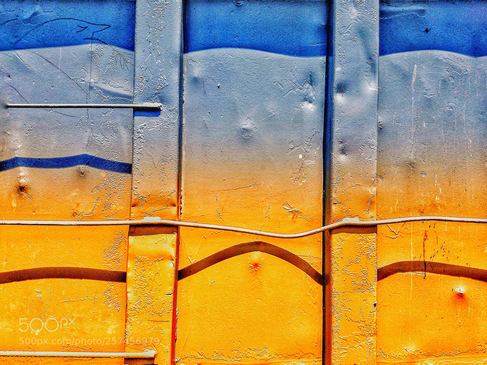 Samsung Galaxy S7 sample photo. Painted shipping container photography