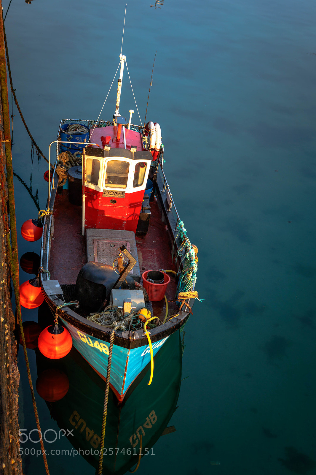Canon EOS 5D Mark IV sample photo. Boat photography