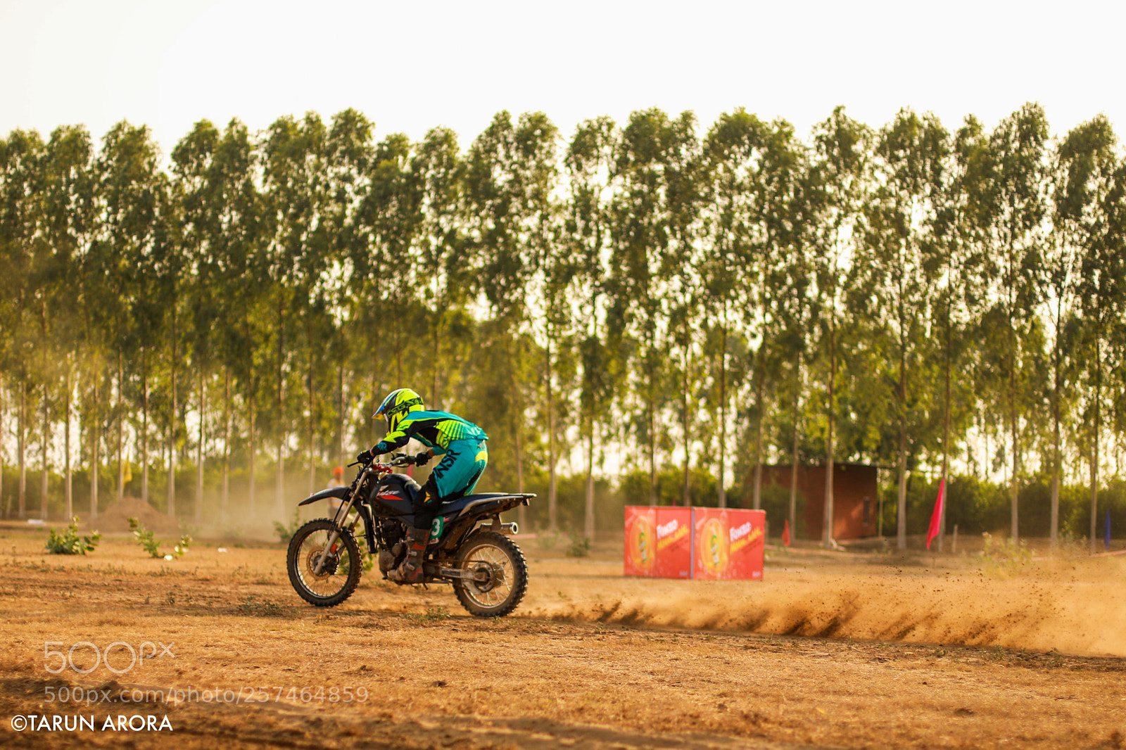 Canon EOS 5D Mark IV sample photo. Dirt drifting photography
