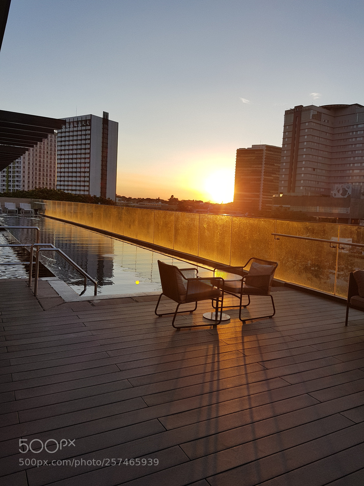 Samsung Galaxy S8+ sample photo. Sunset by the pool photography