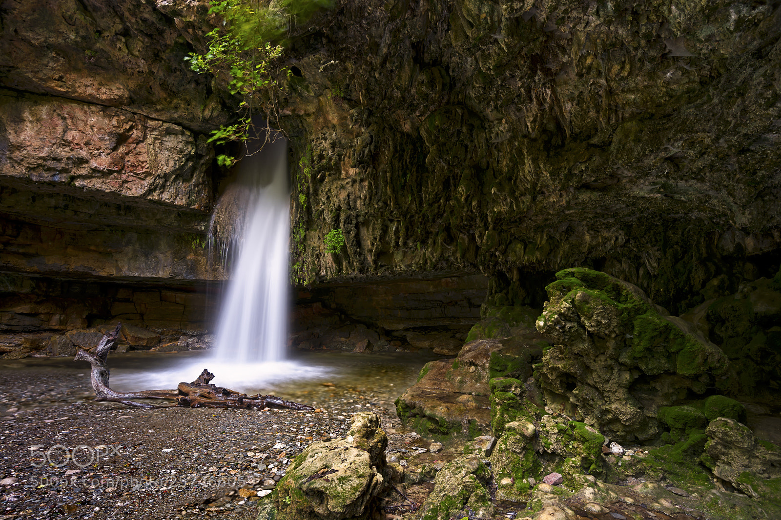 Nikon D5200 sample photo. Waterfall ''su stampu e photography