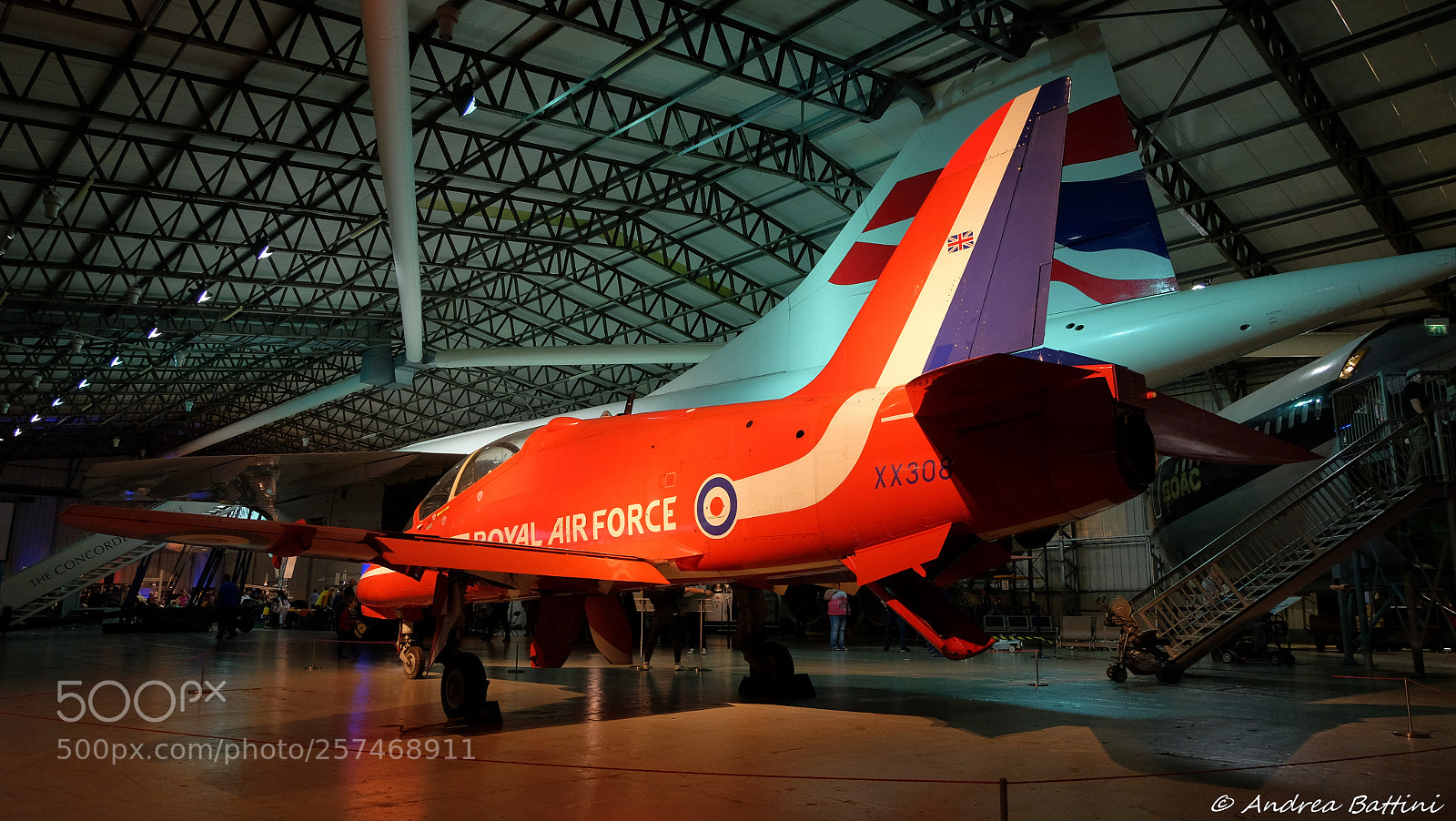 Fujifilm X-T10 sample photo. Hawk t1 "red arrows"... photography