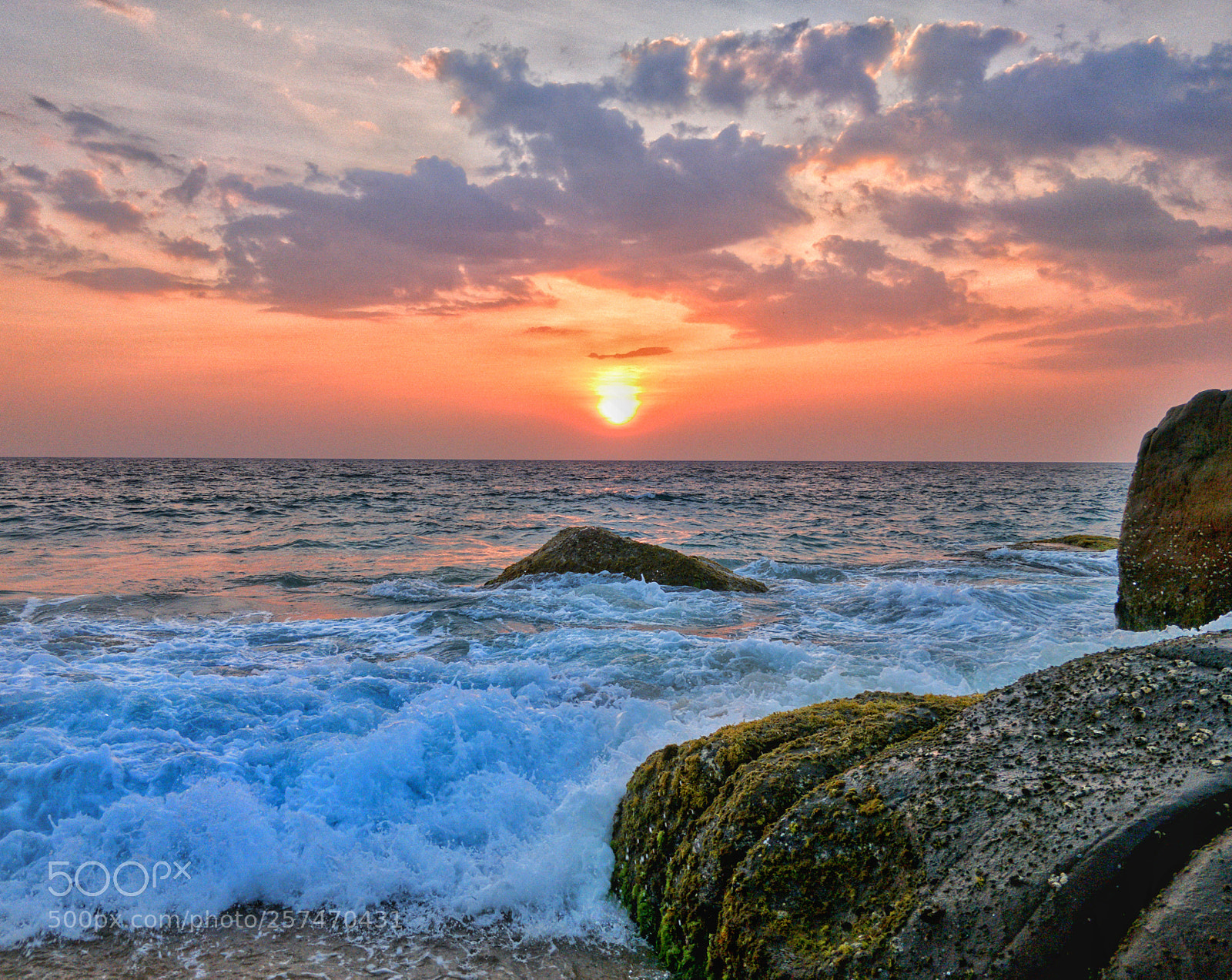 OnePlus 5T sample photo. Sunset at kovalam photography