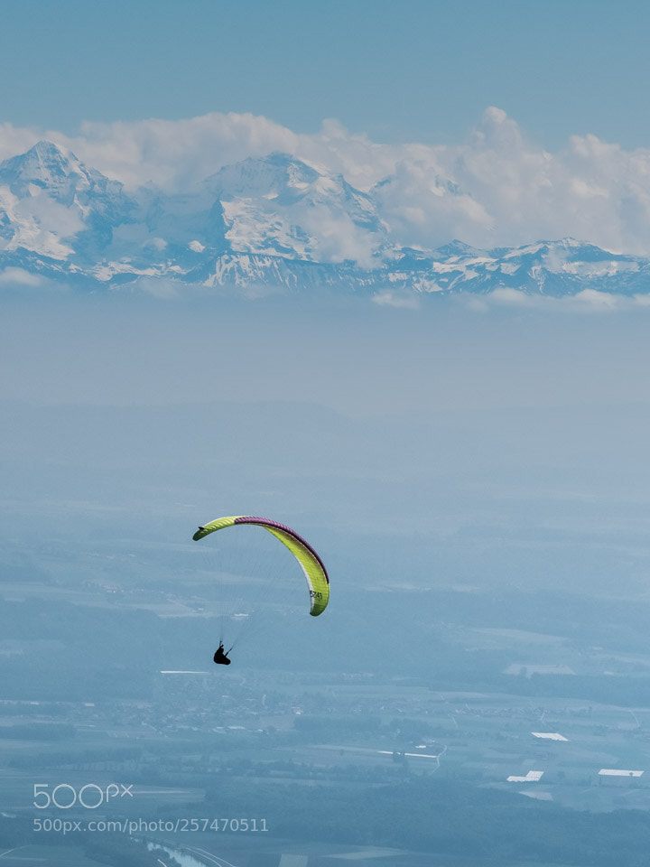 Nikon D5500 sample photo. Paragliding and mountains photography