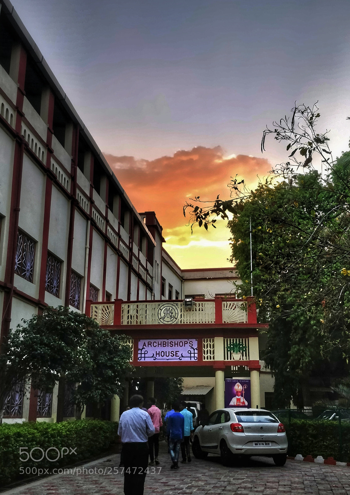 OnePlus 5 sample photo. Orange light photography