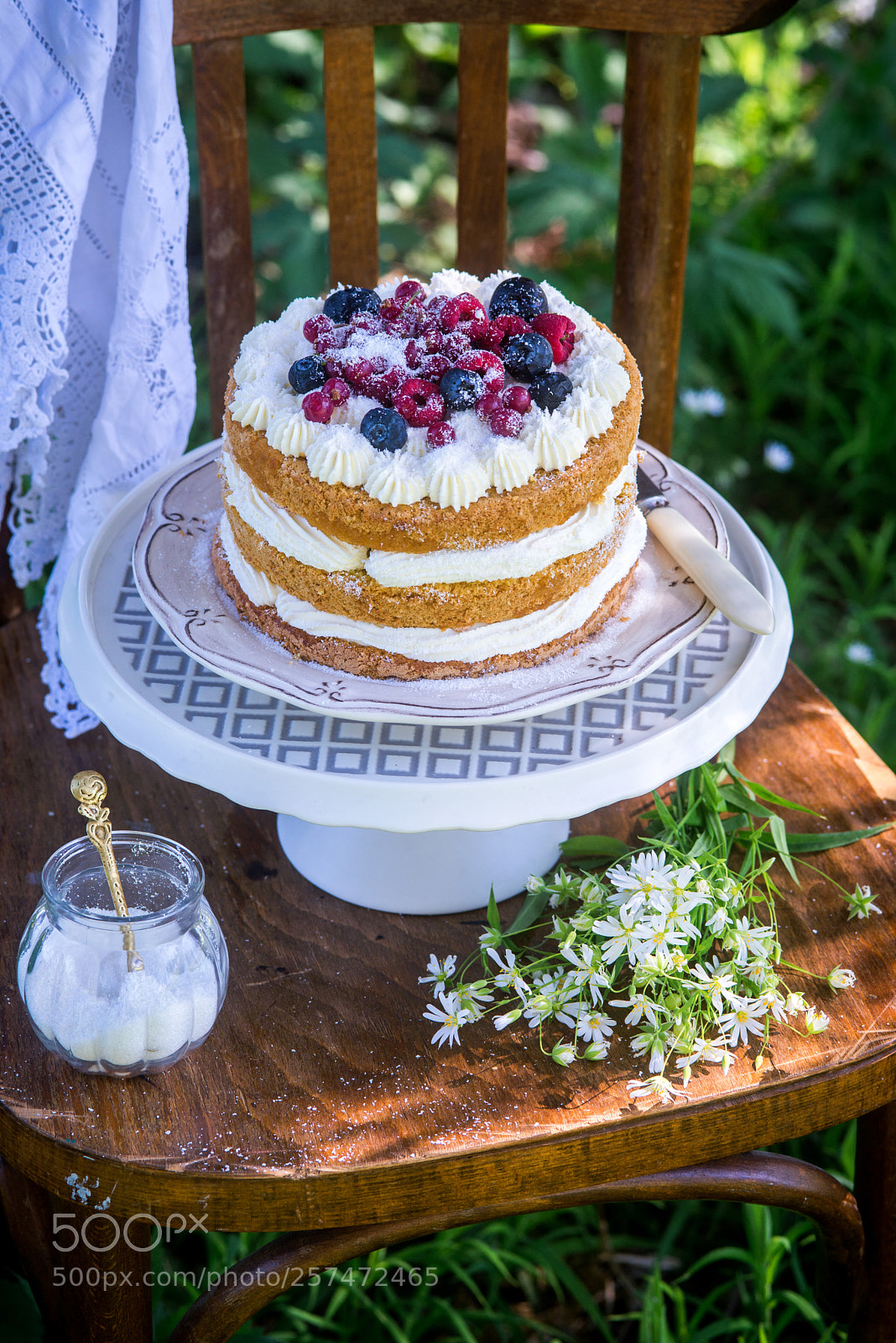 Nikon D600 sample photo. Cake in a garden photography