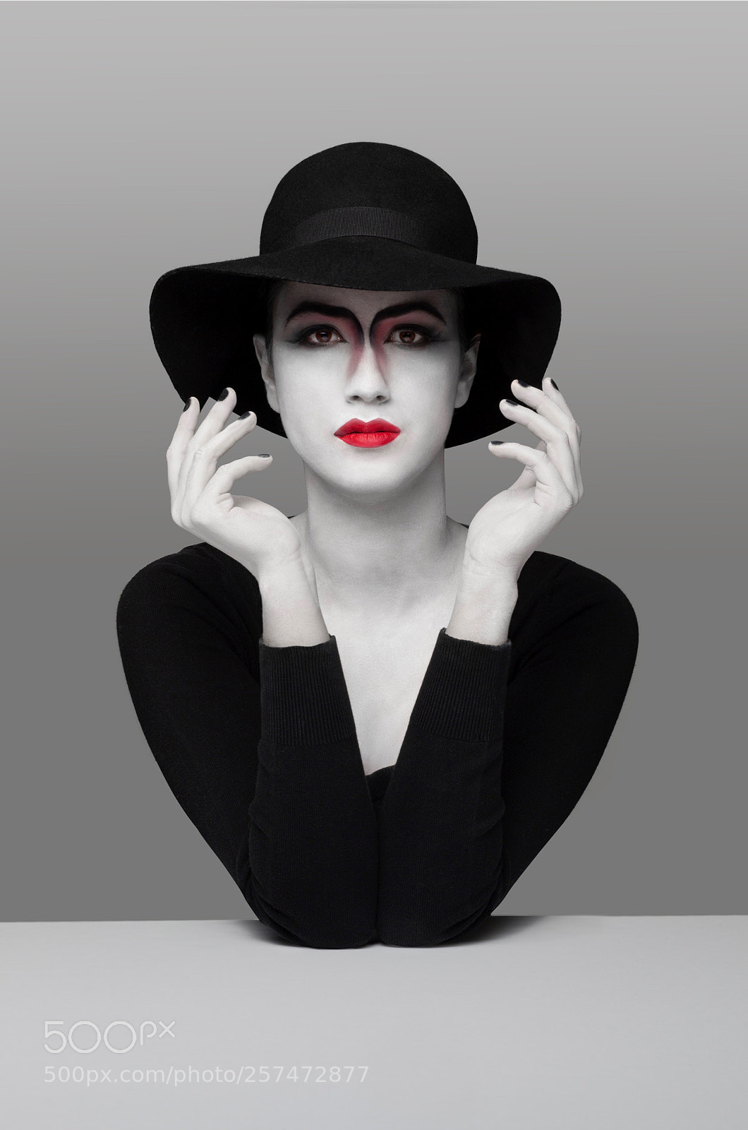 Canon EOS 5D Mark II sample photo. Marion - portrait studio photography