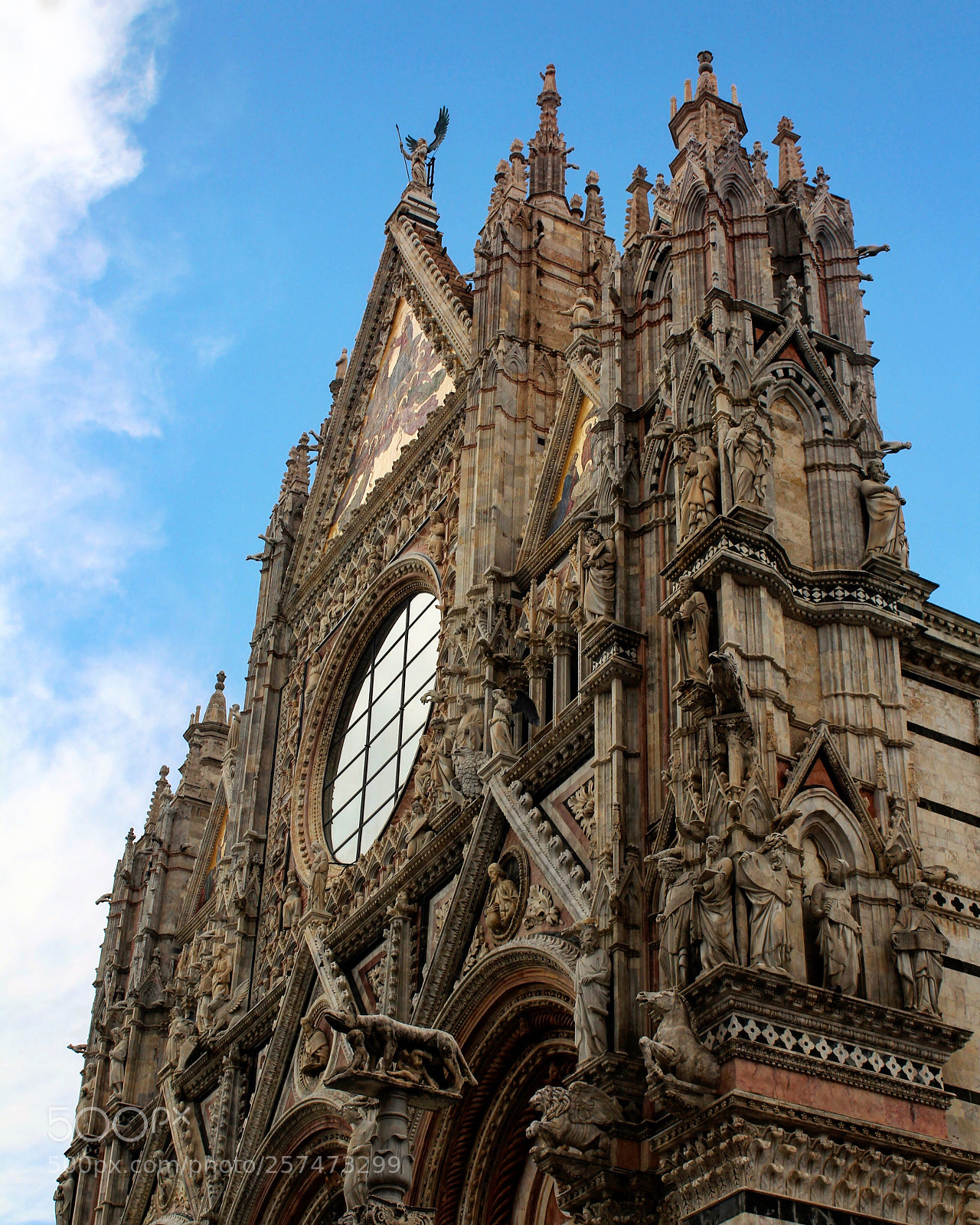Canon EOS 1200D (EOS Rebel T5 / EOS Kiss X70 / EOS Hi) sample photo. Gems in tuscany  photography