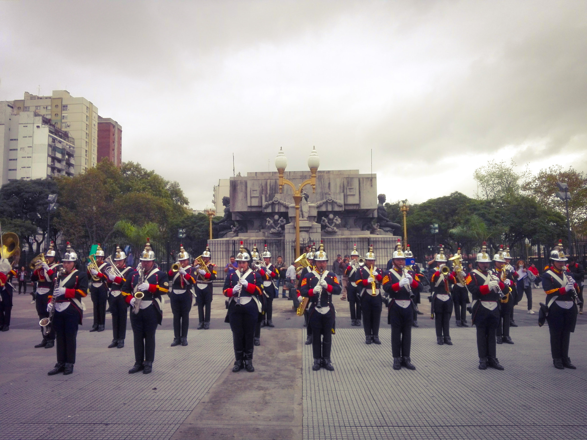HUAWEI Y6II sample photo. The band photography