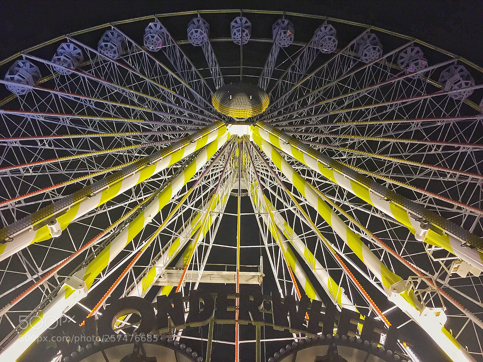 Apple iPhone 6 sample photo. Foire du tr ne photography