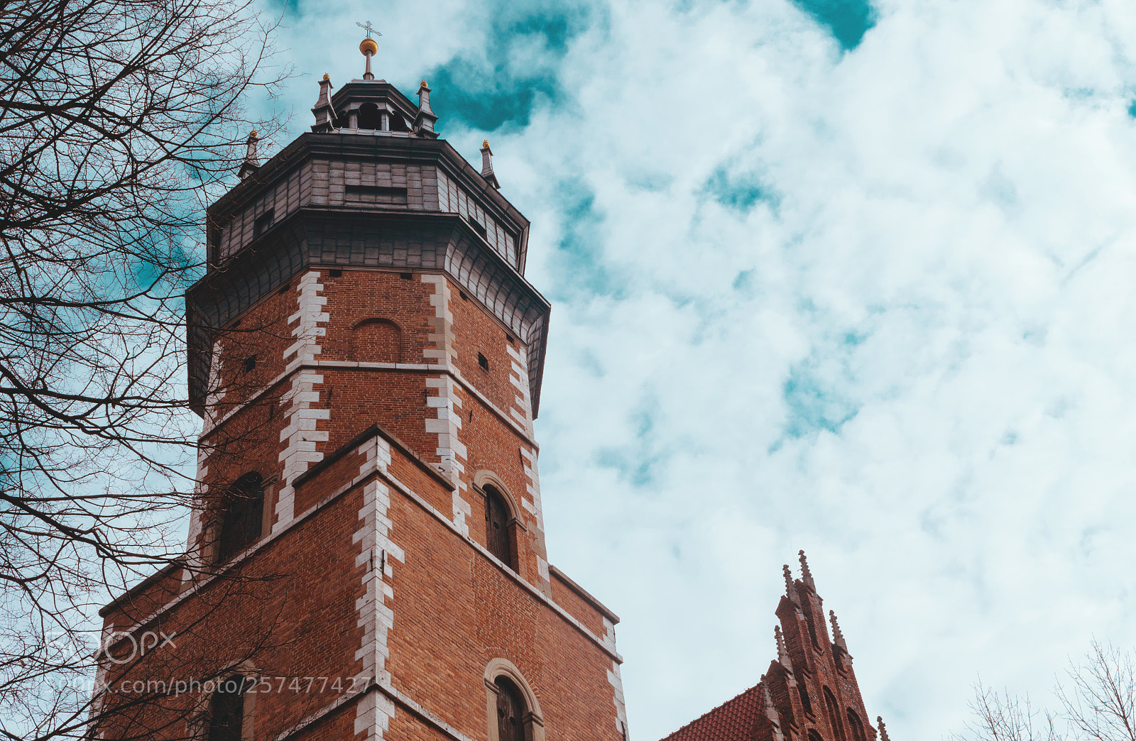 Panasonic Lumix DC-GH5 sample photo. An unknown polish church photography
