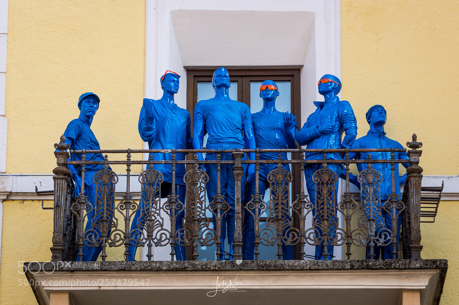 Sony SLT-A65 (SLT-A65V) sample photo. Cool blue men photography