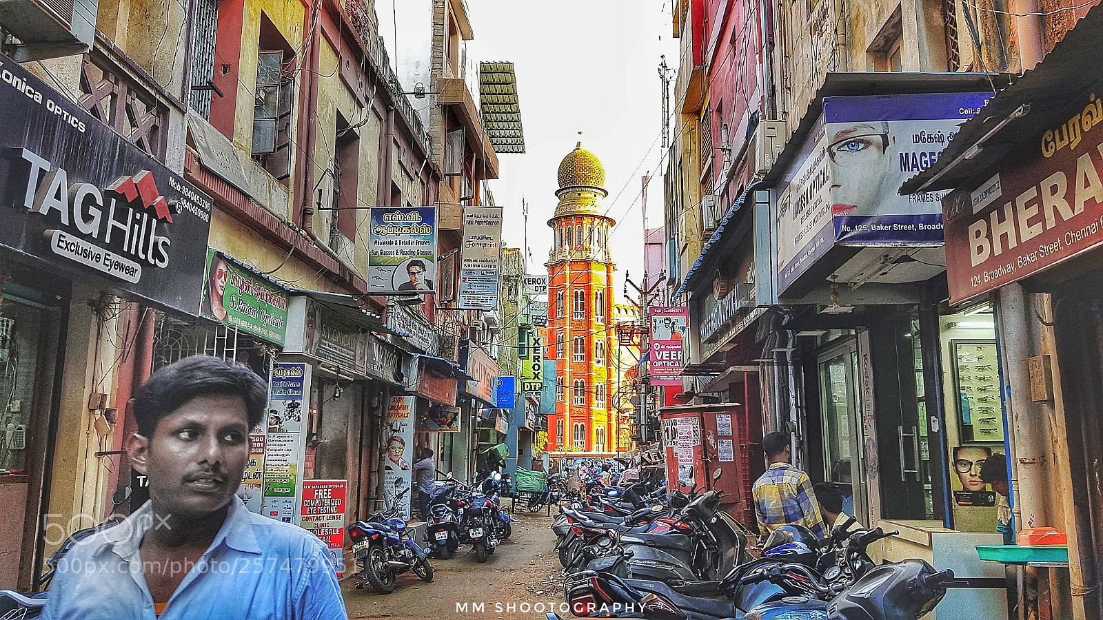 Samsung Galaxy S8+ sample photo. Centre of attraction photography