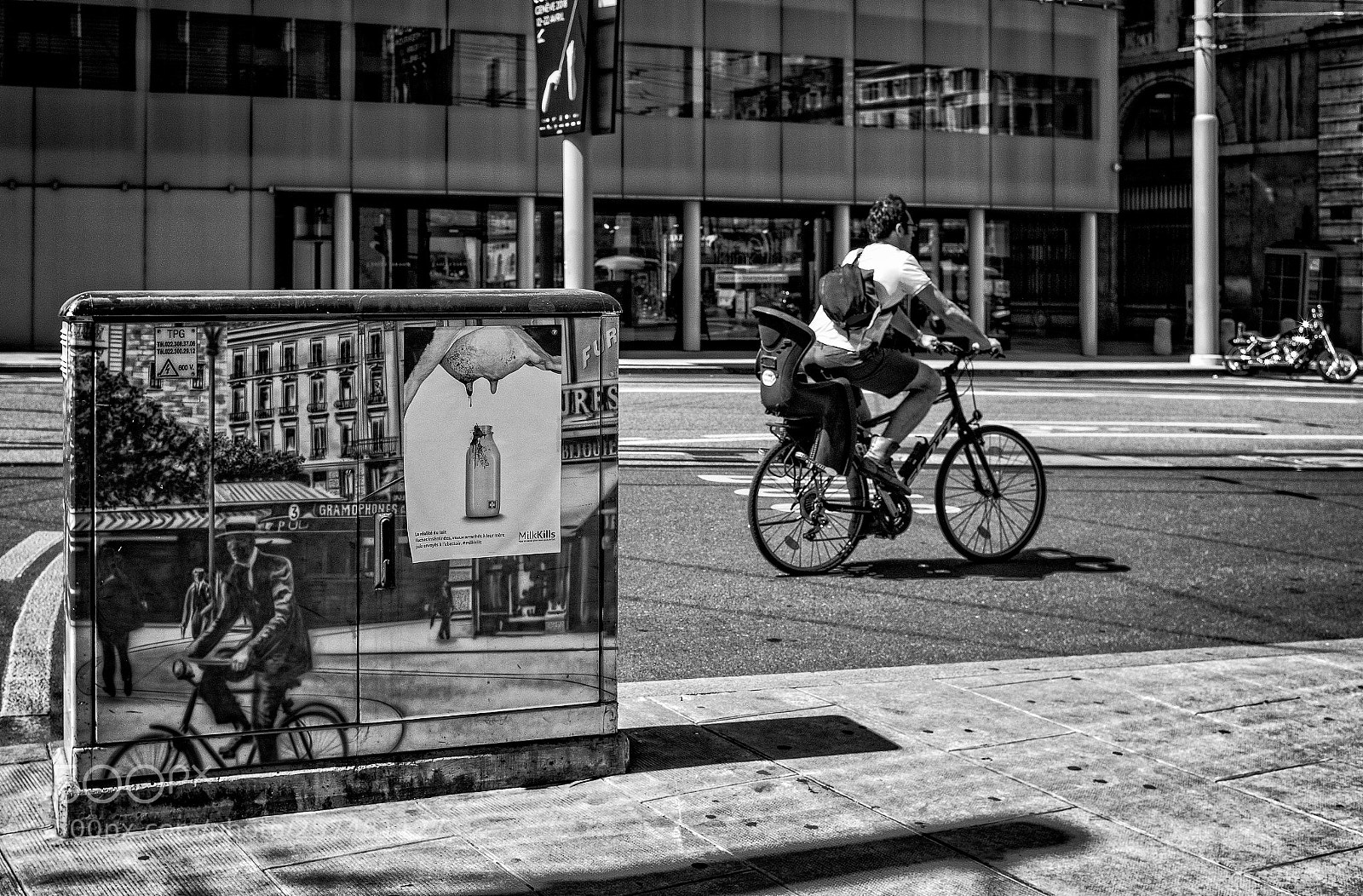 Leica M (Typ 240) sample photo. On bicycles photography