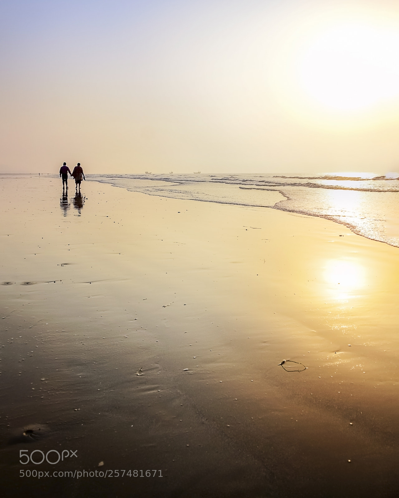 Nikon D5300 sample photo. The beach with silhouette photography