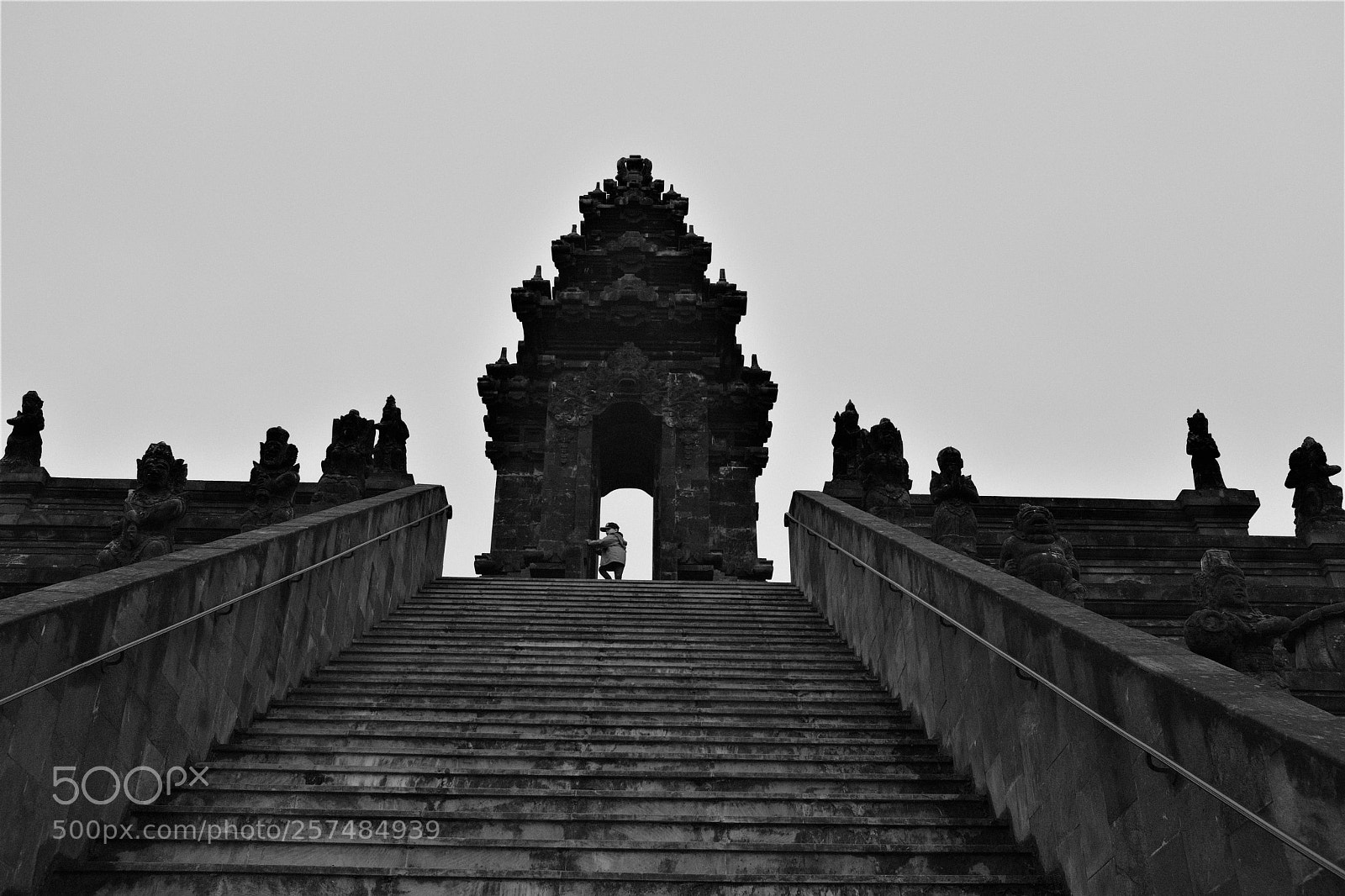 Fujifilm X100F sample photo. A kid in a photography