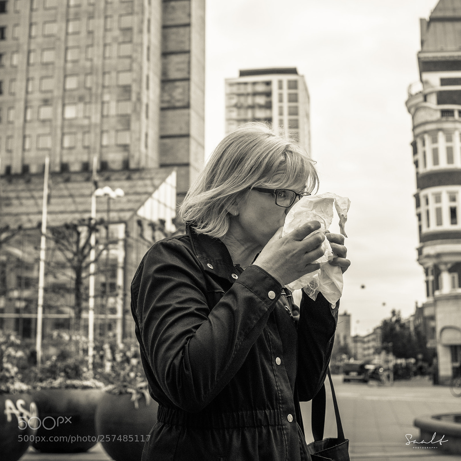 Fujifilm X100F sample photo. Leave me alone 'cause photography