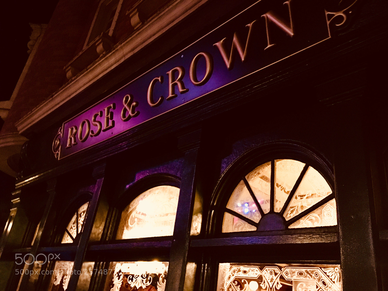Apple iPhone 6s Plus sample photo. Rose&crown photography