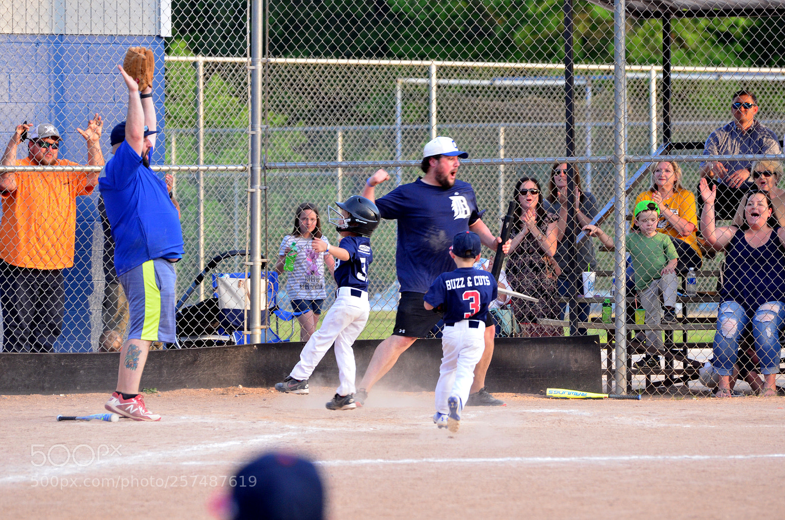 Nikon D7000 sample photo. And that's the game photography