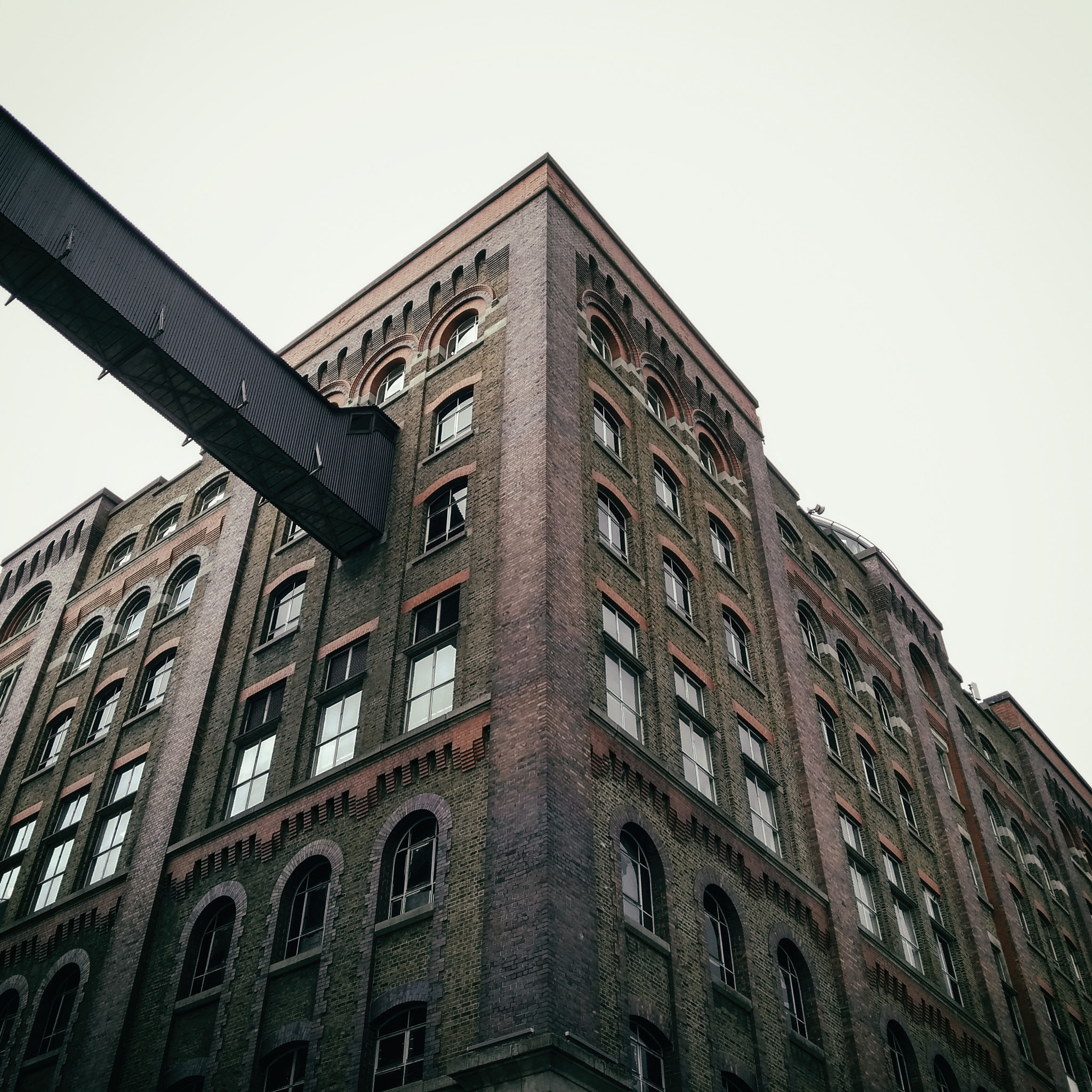 Motorola Moto G (5th Gen) sample photo. Beer corner photography