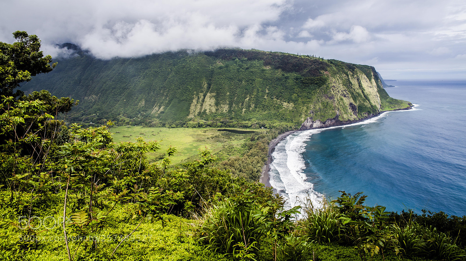 Canon EOS 6D sample photo. Waipi'o valley photography