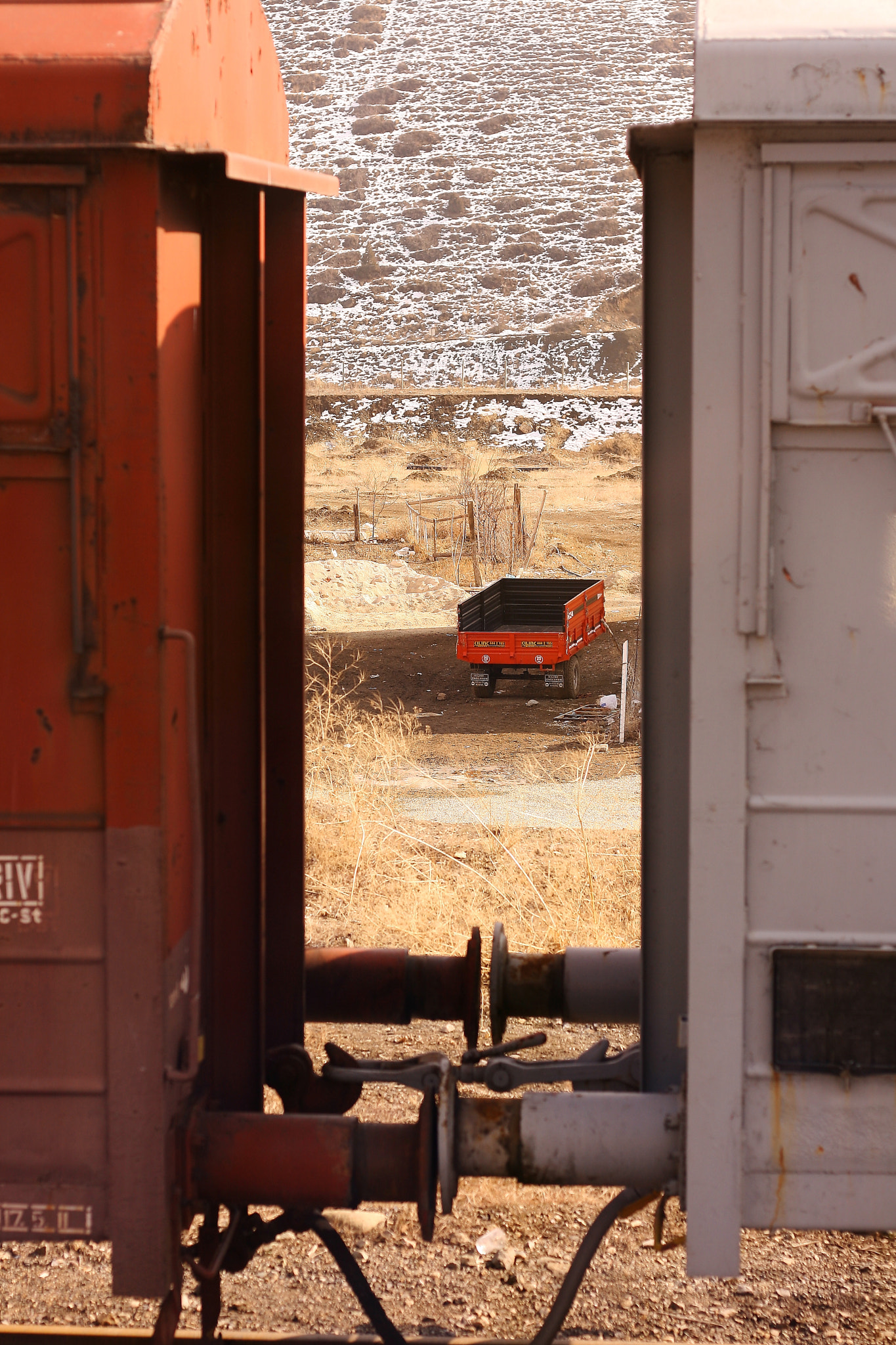 Canon EOS 400D (EOS Digital Rebel XTi / EOS Kiss Digital X) sample photo. Eastern express of turkish railways photography