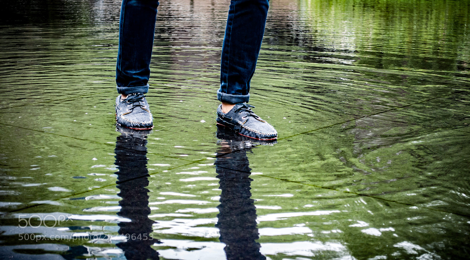 Nikon D3000 sample photo. Jek making ripples photography