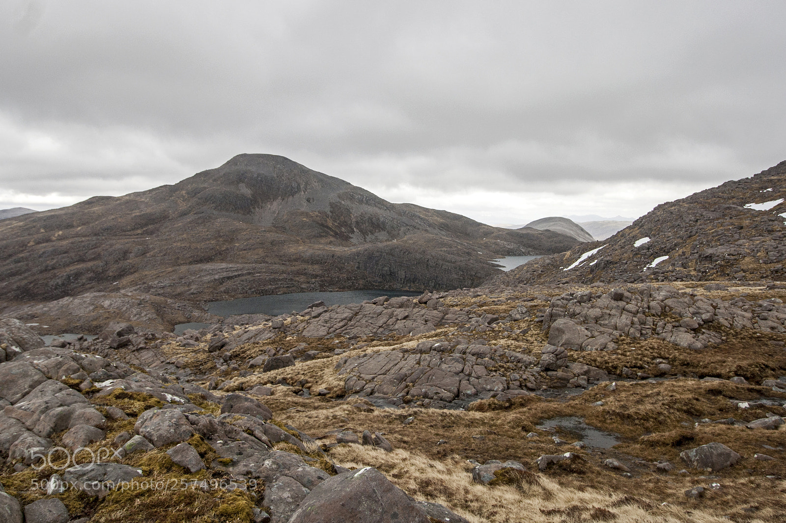 Canon EOS 1000D (EOS Digital Rebel XS / EOS Kiss F) sample photo. Descending bein liath mhor photography