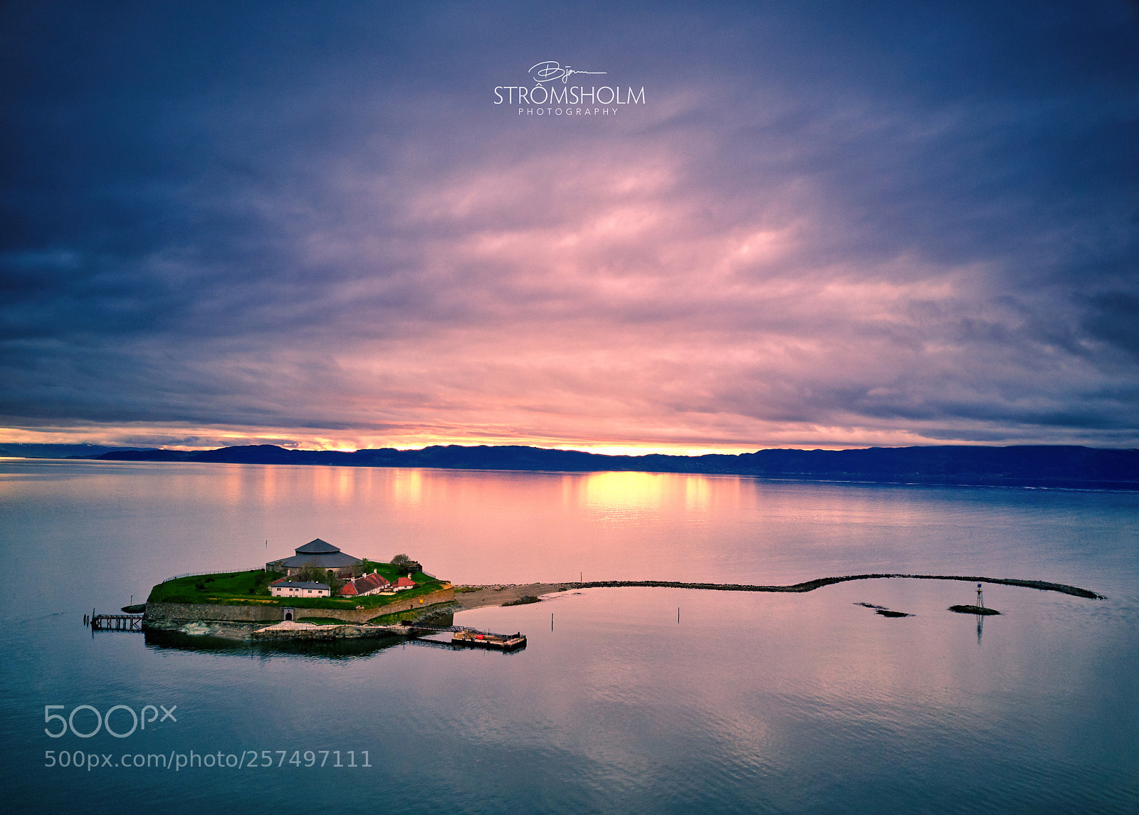 DJI FC220 sample photo. Munkholmen from air photography